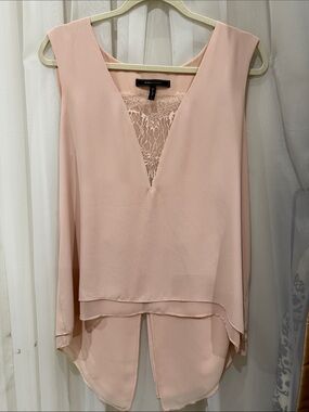 BCBGMaxAzria Pale Pink Lace-Trim Sleeveless V-Neck Blouse